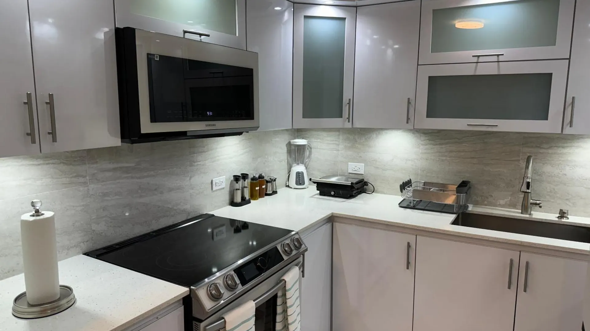 Casa Mi Luz Ilumina Tu Estancia Con Elegancia Y Confort En San Juan
